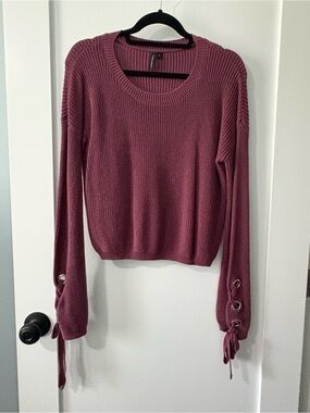 Women’s Lace-Up Sleeve Knit Sweater